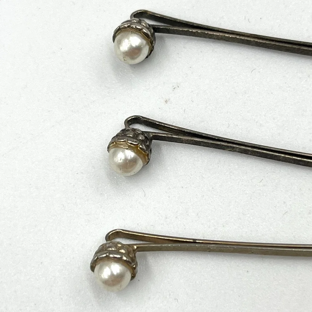 Vintage Faux Pearl Silver Tone Bobby Pin Hair Clip Set (3pc) Retro Y2K Style